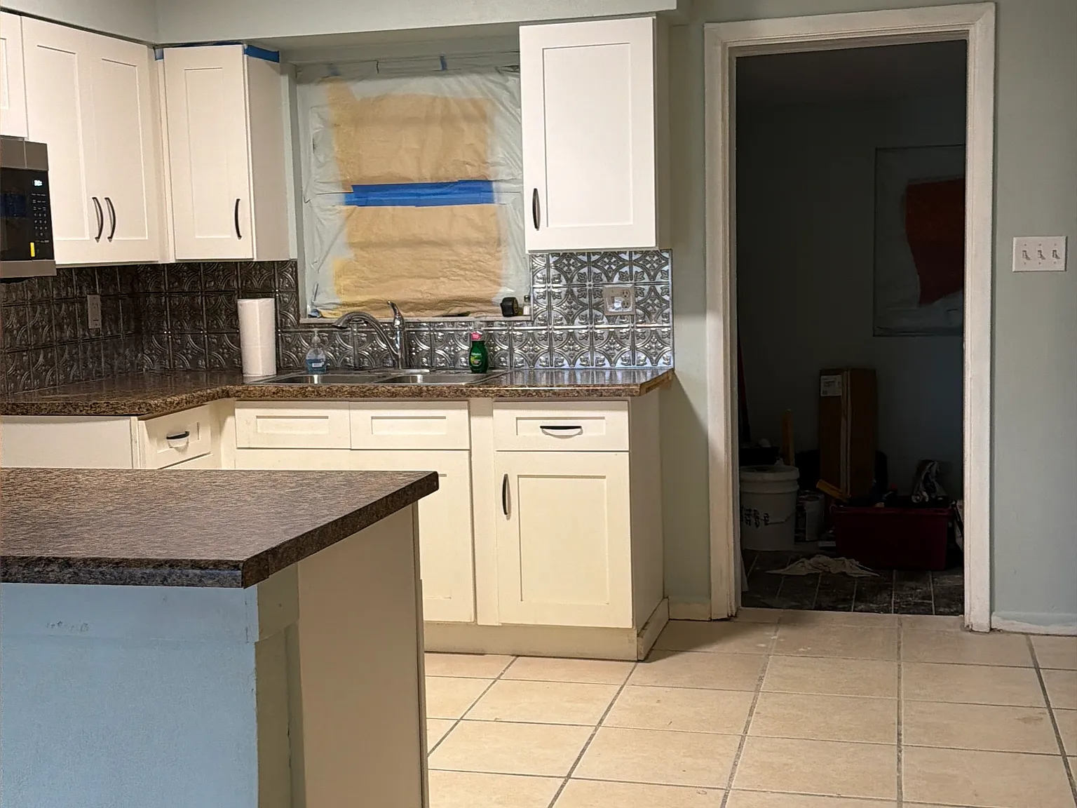 3 bed, 1446 sqft, $2,150 — Photo 3