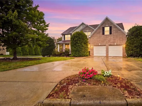 3706 Worthing Ct, Greensboro, NC 27455