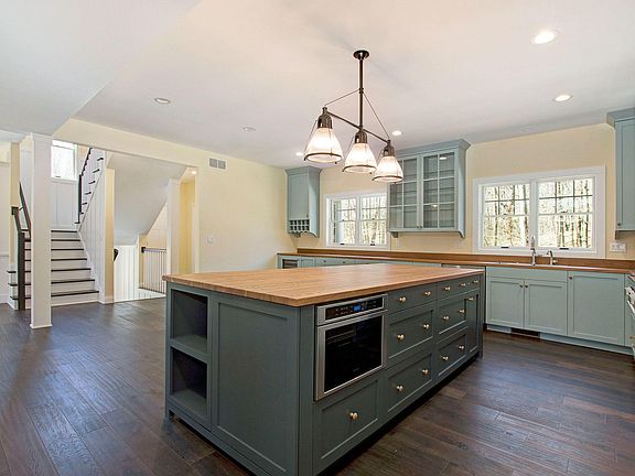 4th image of 6687 Indian Pipe Cir