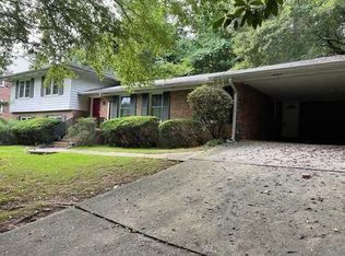 484 Colewood Way, Sandy Springs, GA 30328