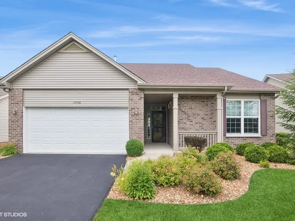 17548 Bonneville St, Lockport, IL 60441