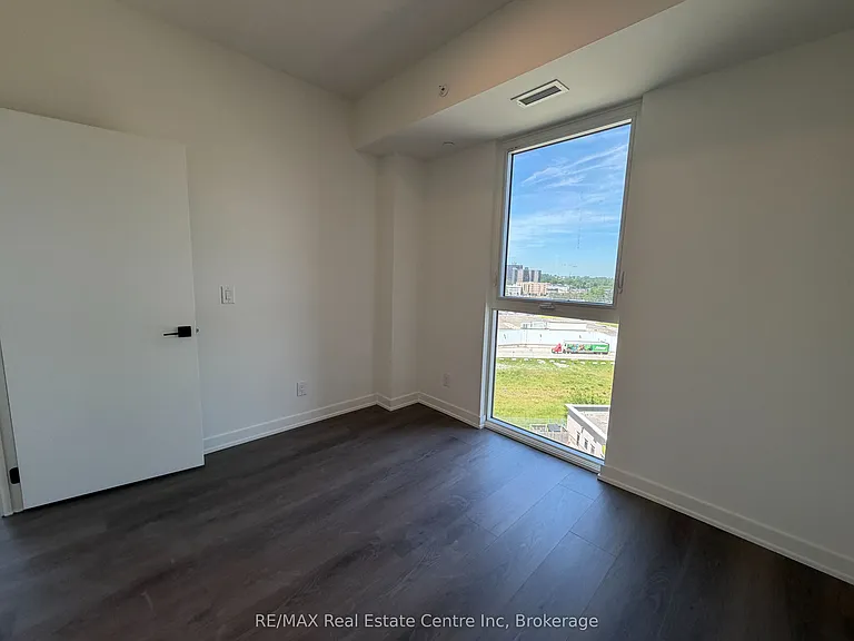 33 Erie Ave #901 — Photo 16
