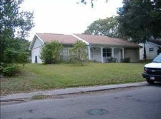 8401 Mill Creek Ln, Hudson, FL 34667