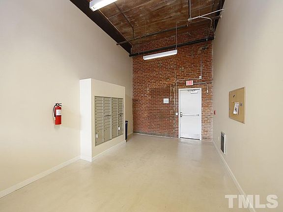 2nd image of 807 E Main St APT 6118