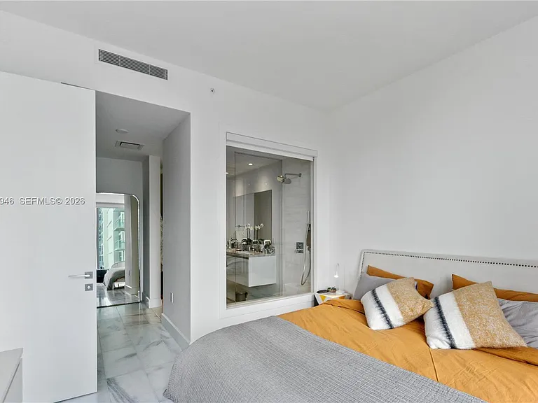 700 NE 26th Ter #1005 — Photo 15