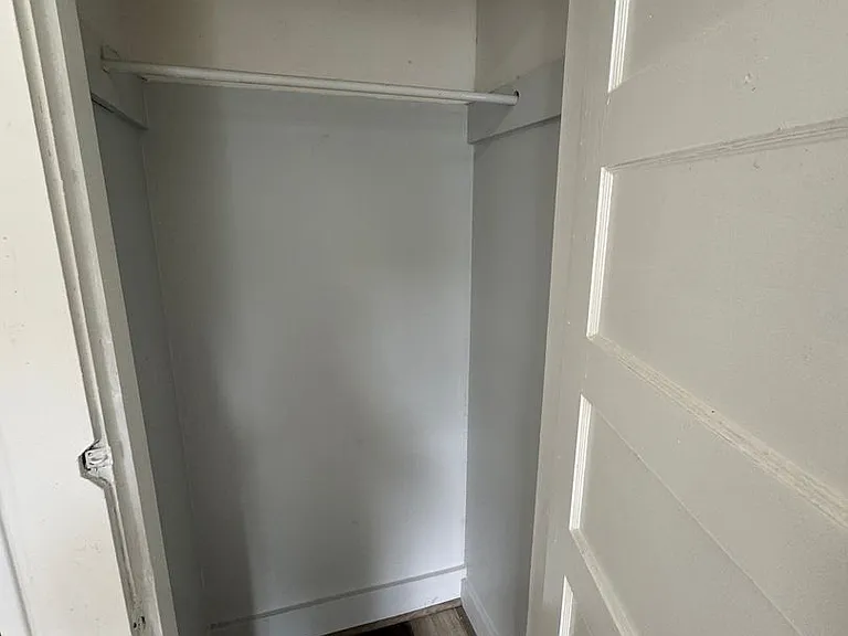 17 Sullivan Street — Photo 8