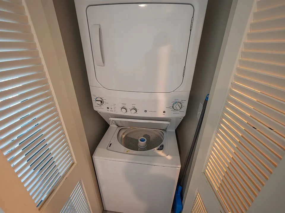 Washer/Dryer in the unit