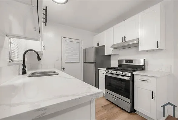 3862 Potomac Ave #2 — Photo 5