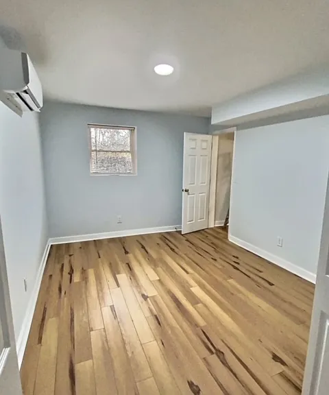 1326 Oak Tree Ln — Photo 12