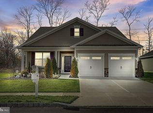 28 Kippen Dr, Williamstown, NJ 08094