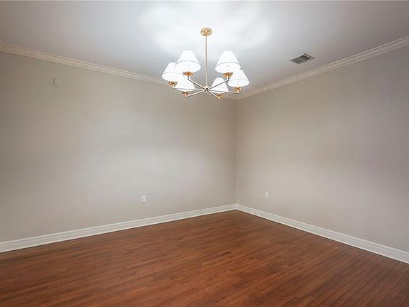 3rd image of 10531 Mission Rd Unit 207