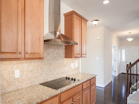 4th image of 45 Grandview Hill Ct