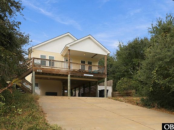 3rd image of 604 3rd St