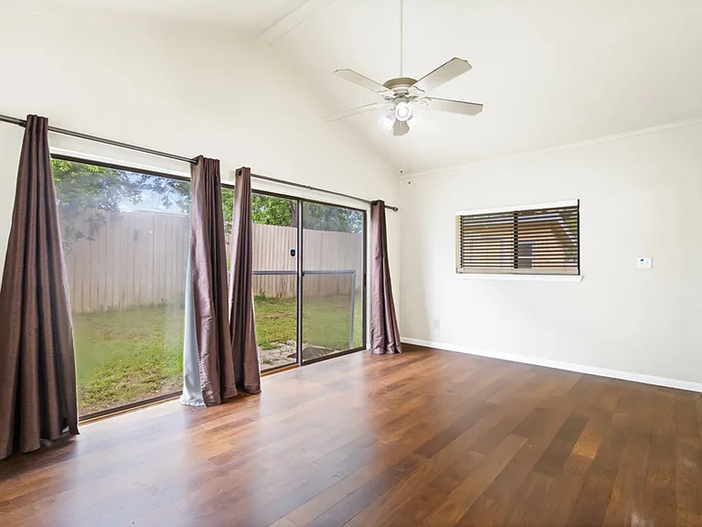 4907 Dare Ln — Photo 12