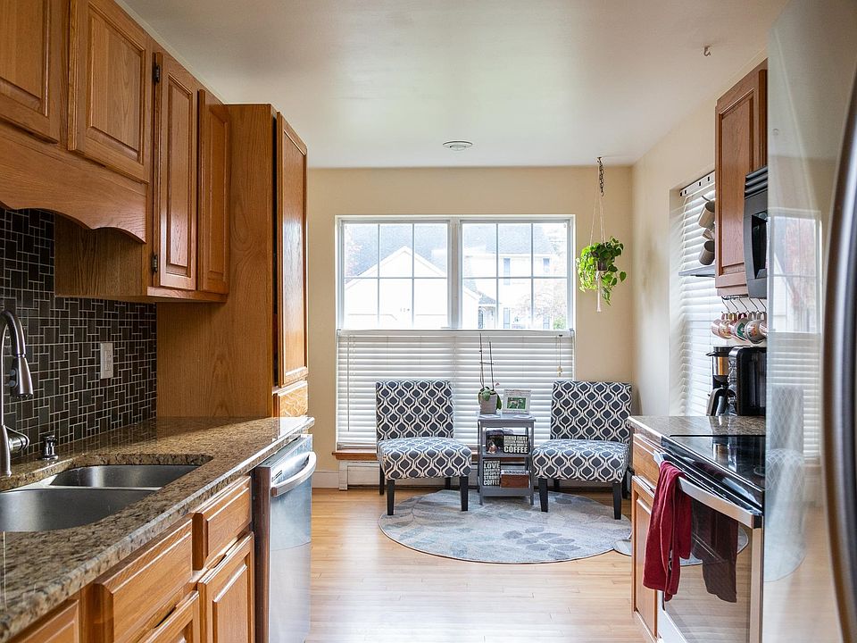 125 Indian Cir Colchester VT Zillow