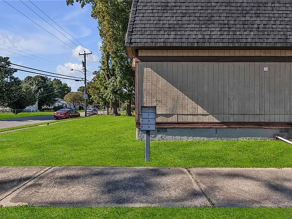 5th image of 620 Celey St