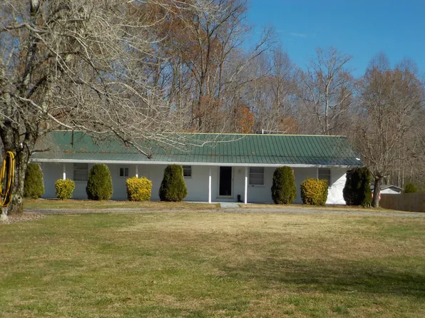 950 Chapel Rd, Tullahoma, TN 37388