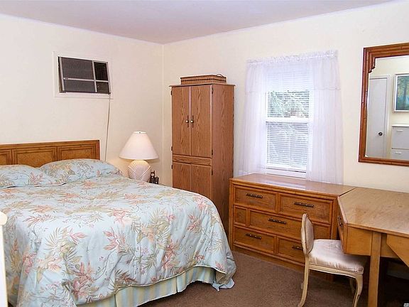 5th image of 58 Ackerly Ln