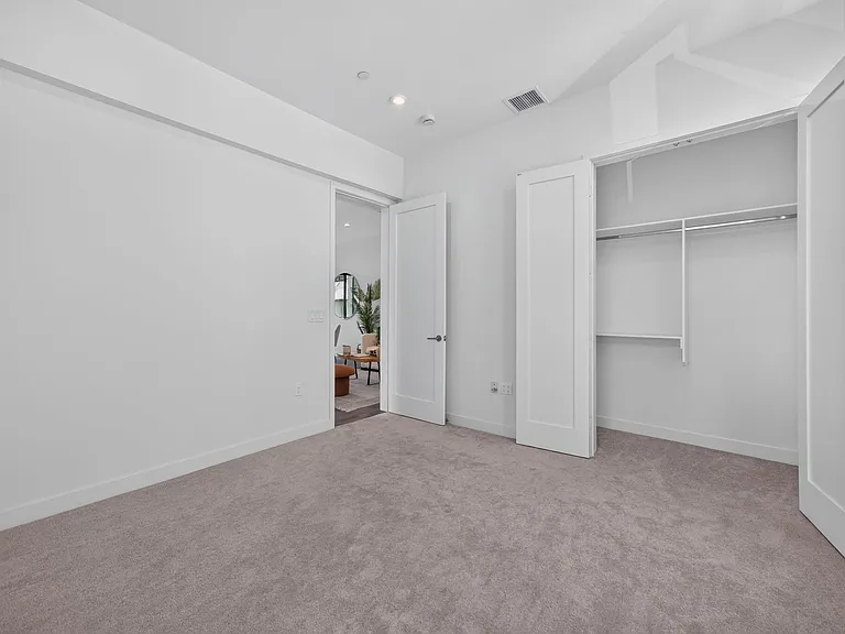 1204 S Orange Grove Ave — Photo 6
