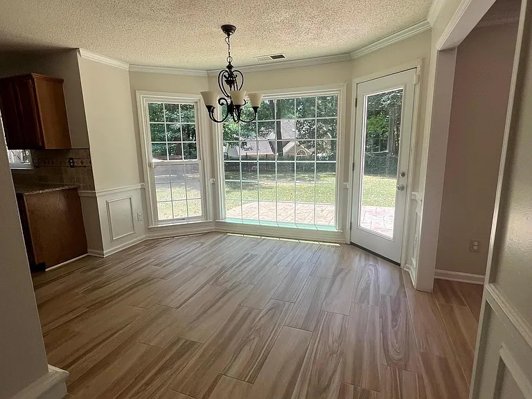 2883 Wynford Dr SW — Photo 9
