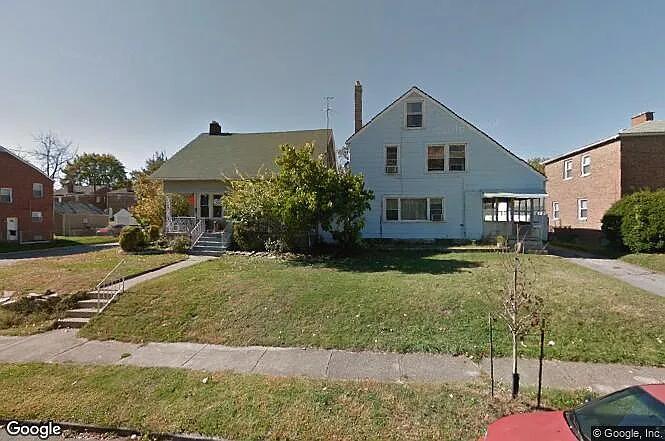 723 Racine Ave photo 1