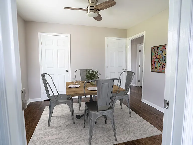 3914 Creekside Dr — Photo 10