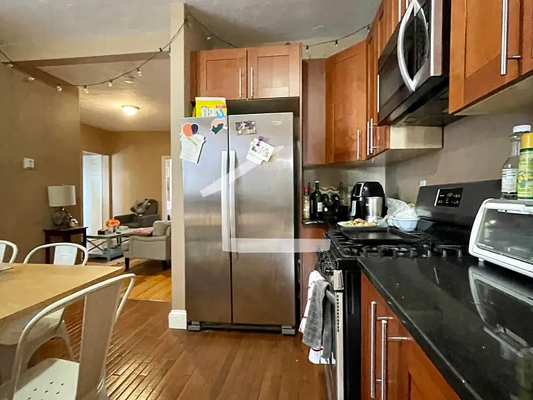 6 Glenville Ave #4 — Photo 12