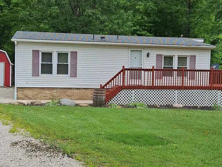 1675 Mount Pleasant St NE — Photo 1