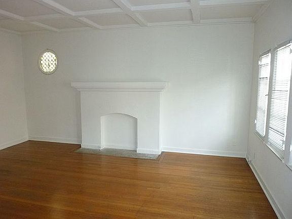 2nd image of 330 S Cochran Ave APT 4
