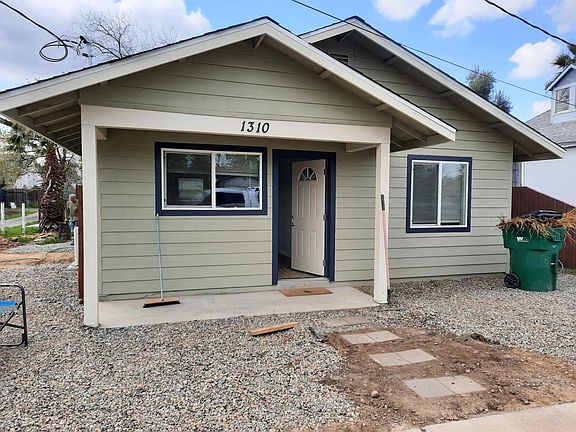 5th image of 801 Almond St
