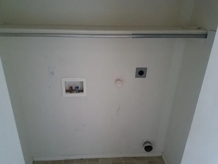Washer and Electric Dryer Closet