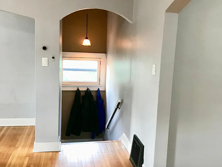 1823 N Delaware St #UPPER — Photo 9