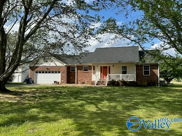 872 Southerland Dr, Horton, AL 35980