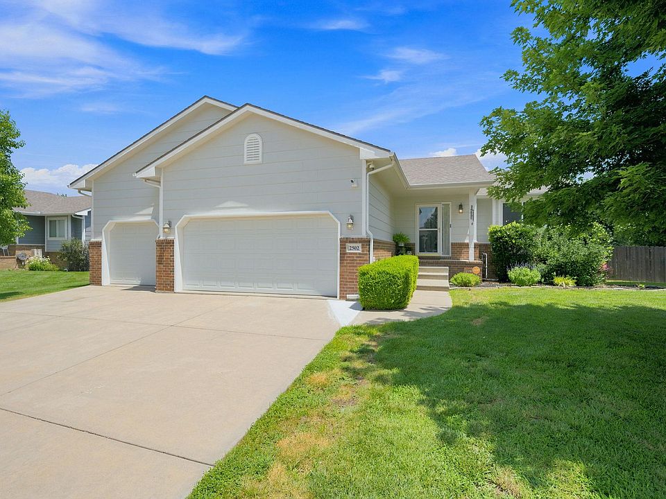 1st image of 2502 S Lark Ln