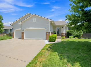 2502 S Lark Ln, Wichita, KS 67215