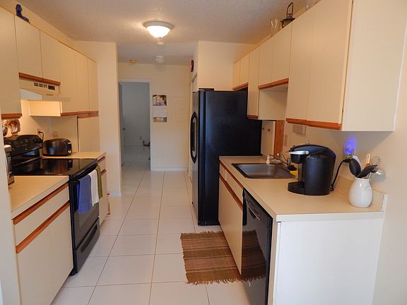 5th image of 4449 Carambola Cir S