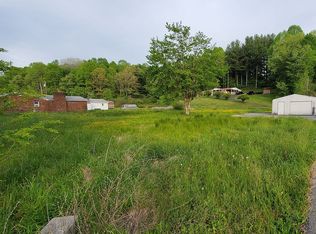 707 Meadow St NE, Wise, VA 24293