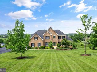 40777 Canongate Dr, Leesburg, VA 20175