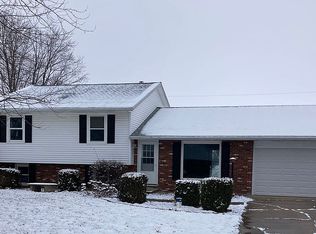 9772 Sunnyside Dr, Plymouth, IN 46563