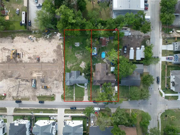 1425 Caywood Ln, Houston, TX 77055