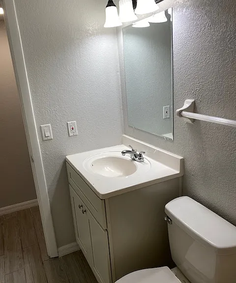 165 Windtree Ln — Photo 11