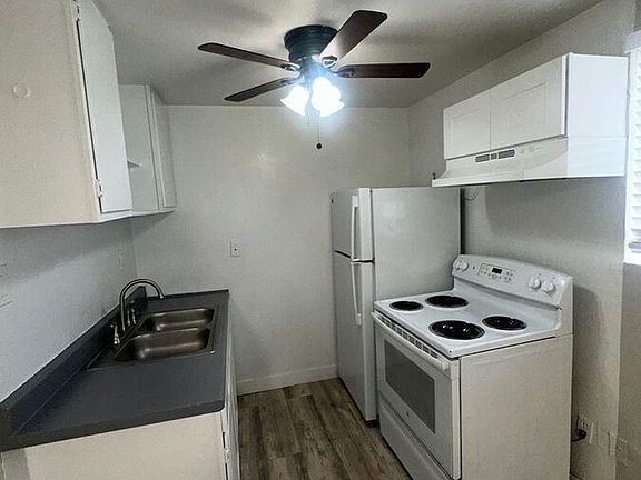 4th image of 15571 E 13th Ave #B112