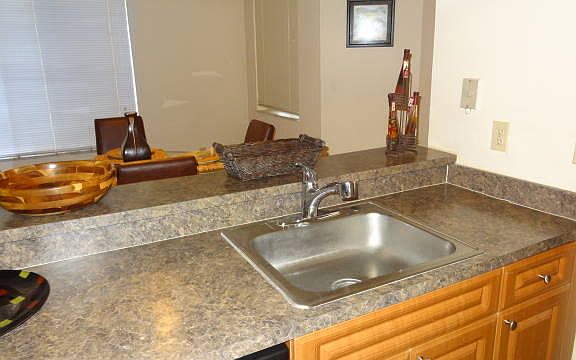 3rd image of 22103 Glenmoor Dr