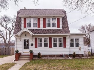 121 10th St NW, Rochester, MN 55901