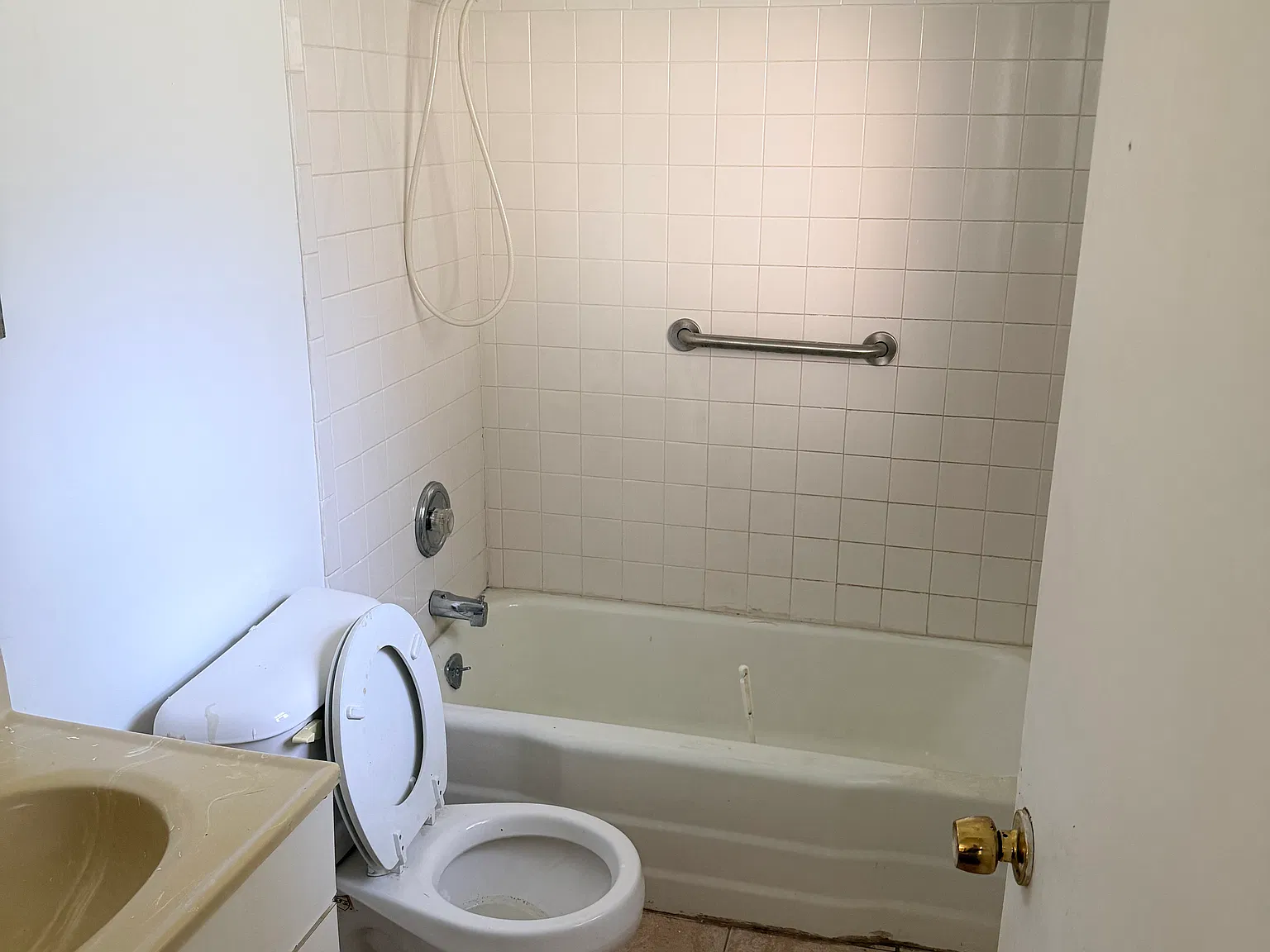 2 bed, 1166 sqft, $1,400 — Photo 4