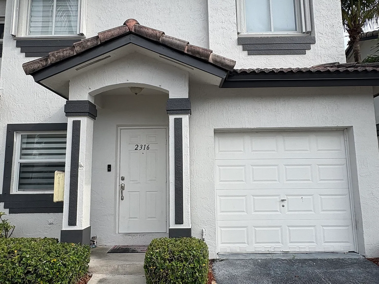 4 bed, 2.5 bath, 1846 sqft, $3,500 — Photo 2
