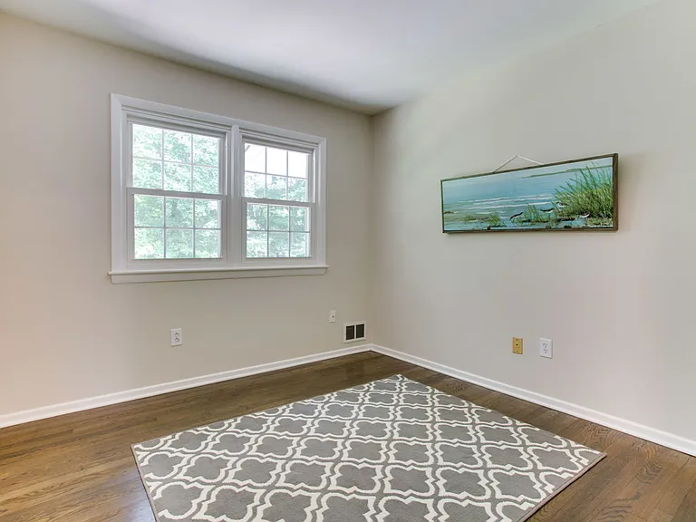 9112 Santayana Dr — Photo 18