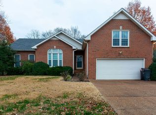 105 Huntington Pl, Hendersonville, TN 37075