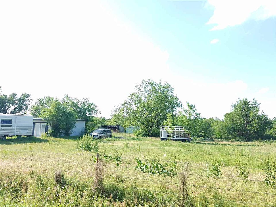 2nd image of 2118 Norman Rd