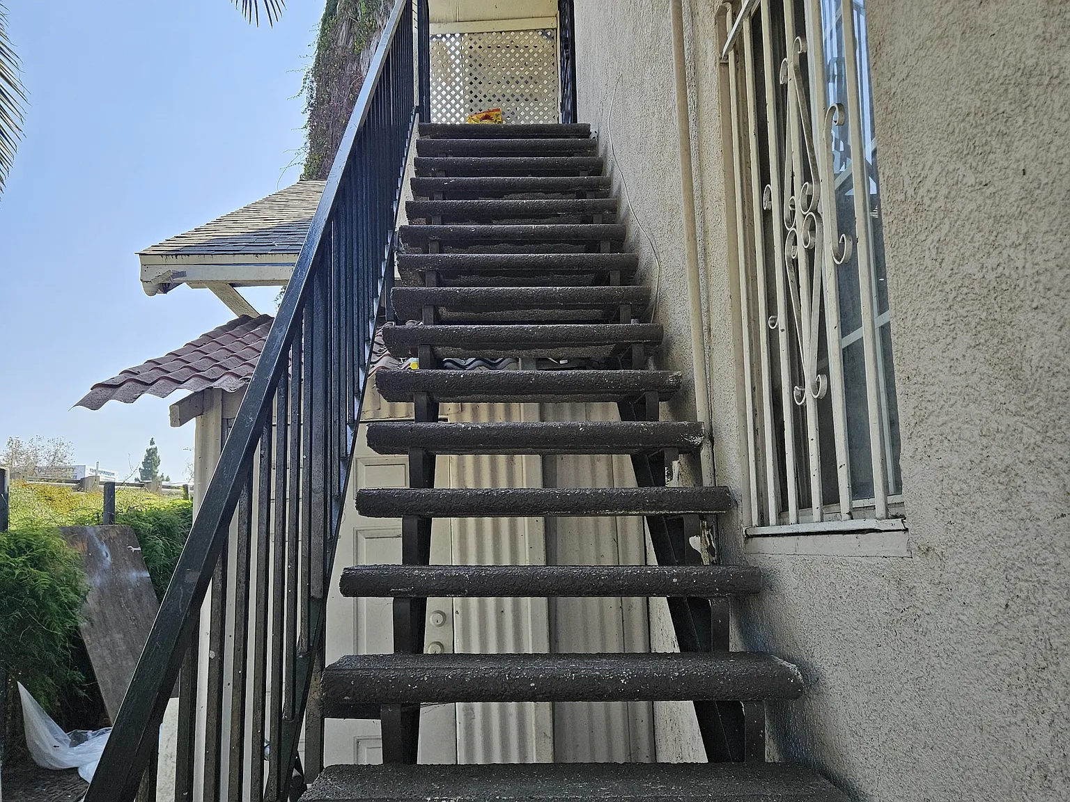 2 bed, 750 sqft, $2,500 — Photo 2